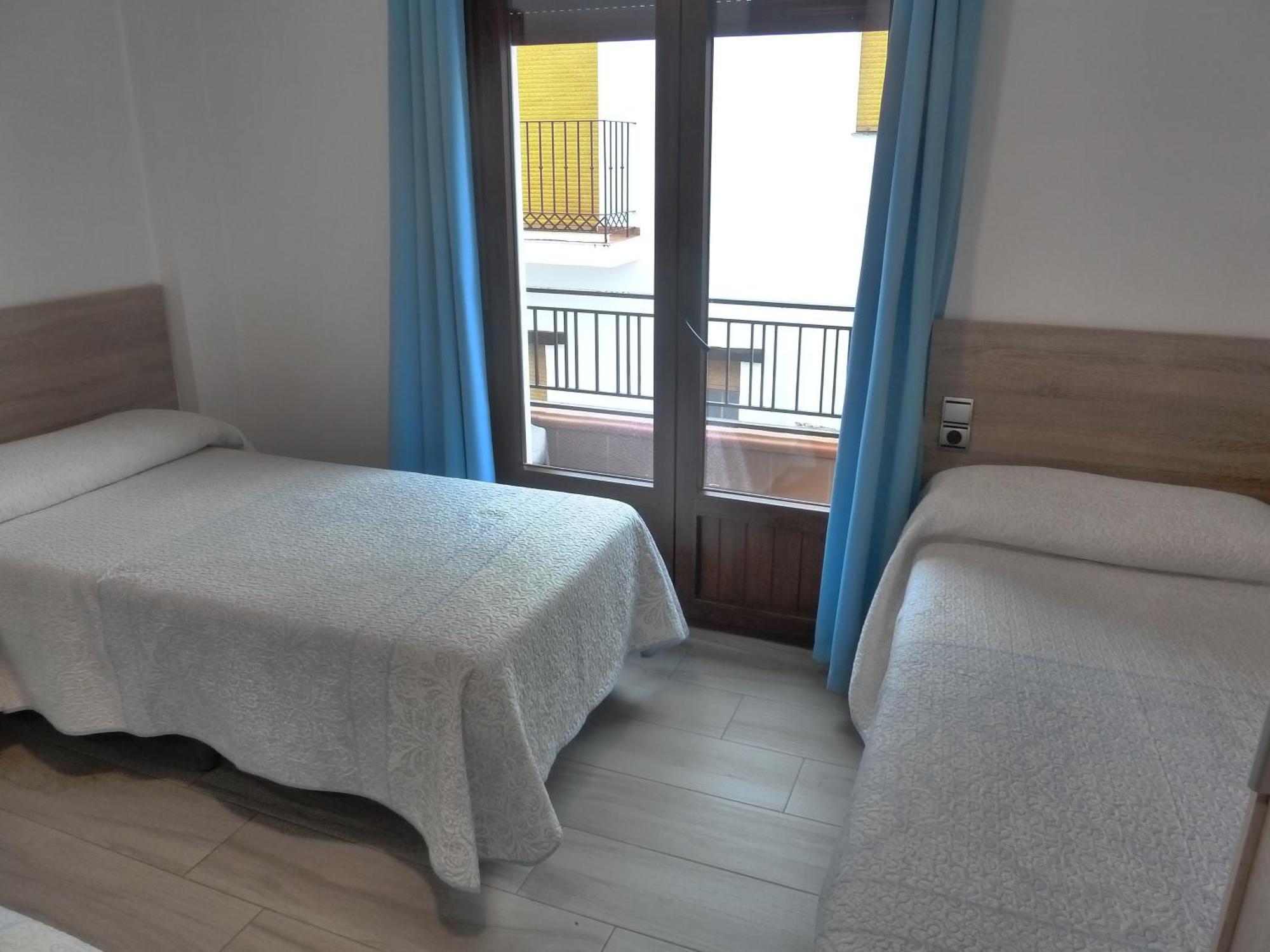 Hostal Casa Fermina- A 2 Horas De Las Pistas De Esqui Trevélez Eksteriør bilde